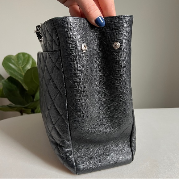 SOLD 🤩 Chanel shopper grain leather tote - Picture 8 of 16